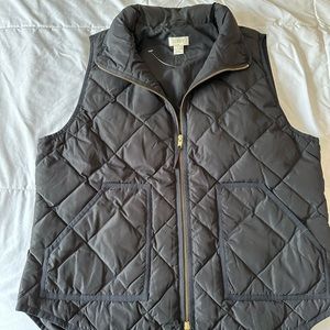J.Crew Puffy Vest in Black, Size Large